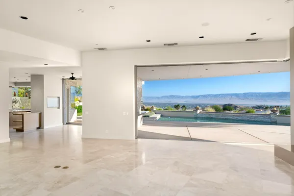 $3,890,000 | 30 Hillcrest Drive, Rancho Mirage, CA 92270