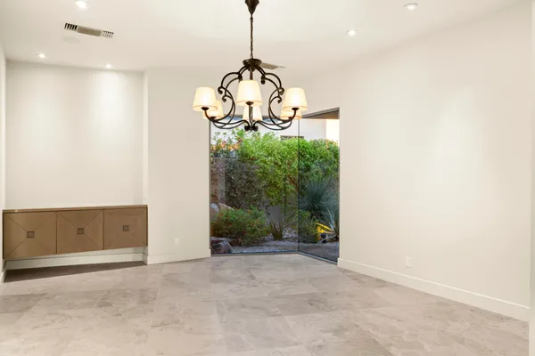 $3,890,000 | 30 Hillcrest Drive, Rancho Mirage, CA 92270