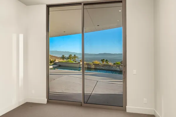 $3,890,000 | 30 Hillcrest Drive, Rancho Mirage, CA 92270