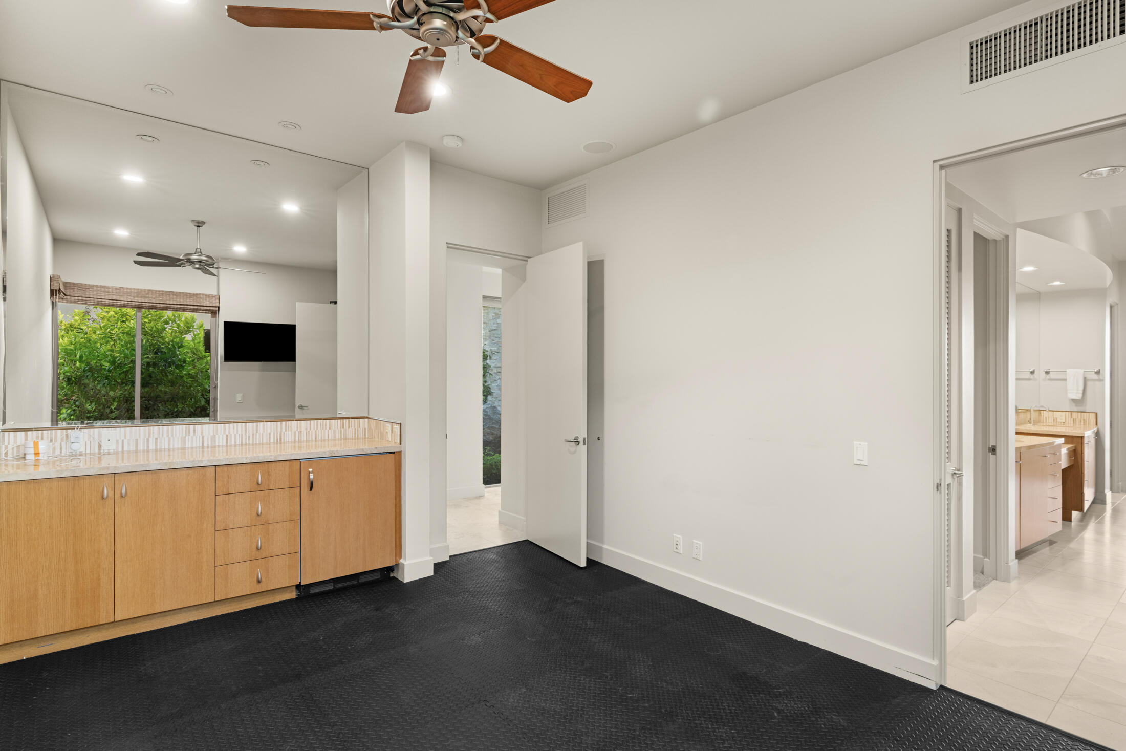 30 Hillcrest Drive Rancho Mirage, CA 92270 - Photo 39 of 79 22