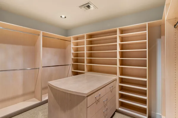 $3,890,000 | 30 Hillcrest Drive, Rancho Mirage, CA 92270