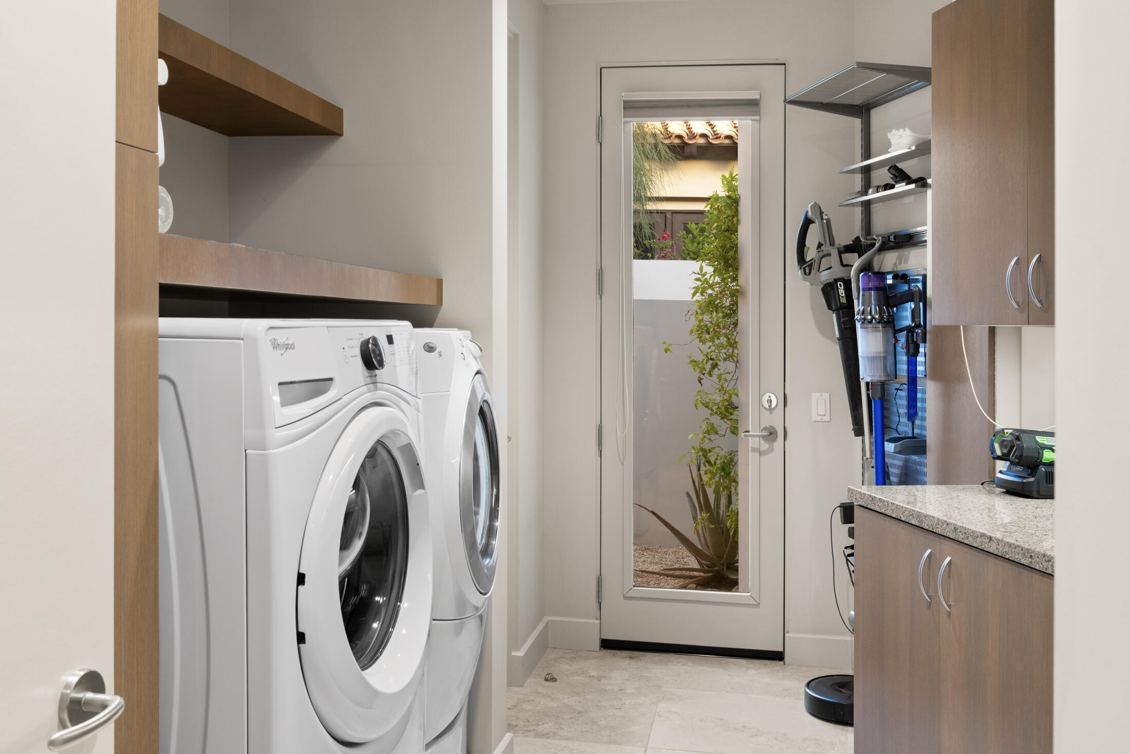 30 Hillcrest Drive Rancho Mirage, CA 92270 - Photo 59 of 79 a utility room with dryer and washer