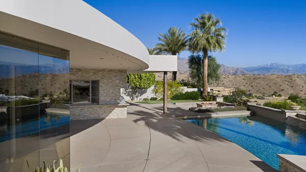 $3,890,000 | 30 Hillcrest Drive, Rancho Mirage, CA 92270