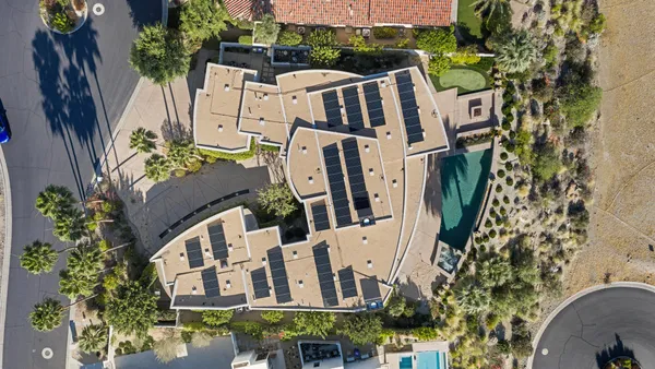 $3,890,000 | 30 Hillcrest Drive, Rancho Mirage, CA 92270