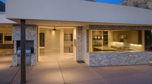$3,890,000 | 30 Hillcrest Drive, Rancho Mirage, CA 92270