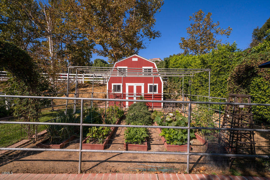 11958 Pradera Road Camarillo, CA 93012 - Photo 63 of 75 DSC01408