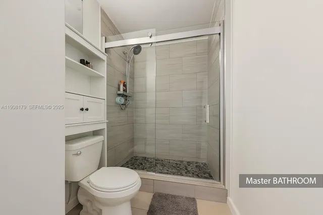 $2,100 | 5332 Northeast 6th Avenue, Unit G12, Oakland Park, FL 33334