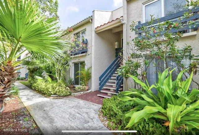 $2,100 | 5332 Northeast 6th Avenue, Unit G12, Oakland Park, FL 33334