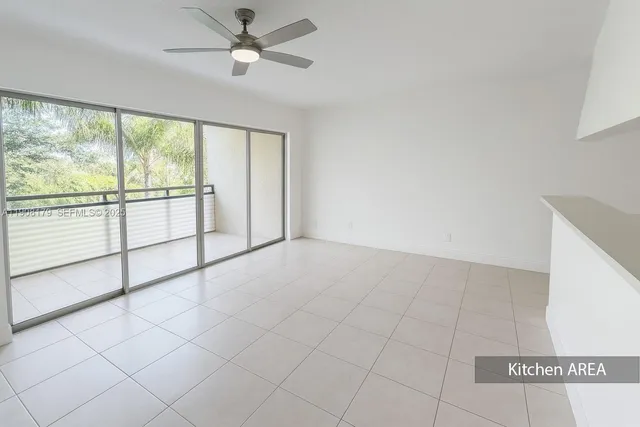 $2,100 | 5332 Northeast 6th Avenue, Unit G12, Oakland Park, FL 33334