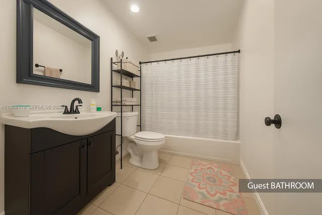 $2,100 | 5332 Northeast 6th Avenue, Unit G12, Oakland Park, FL 33334