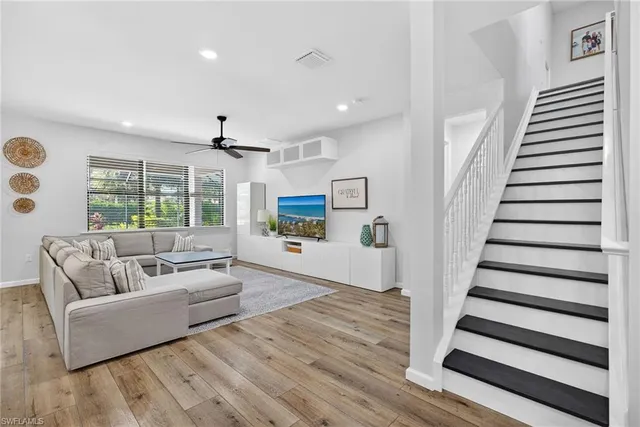 $699,000 | 2318 Tangerine Lane, Naples, FL 34120