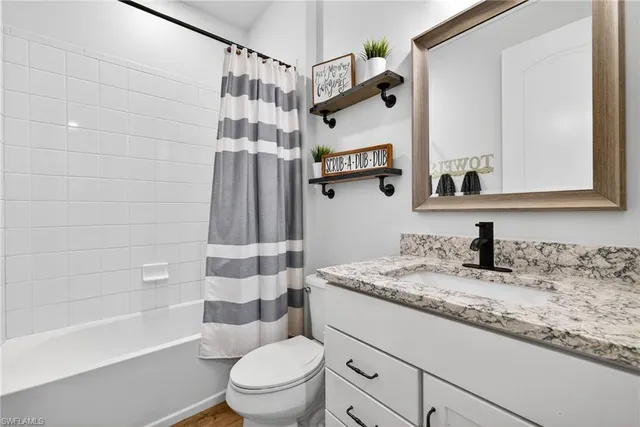 $699,000 | 2318 Tangerine Lane, Naples, FL 34120