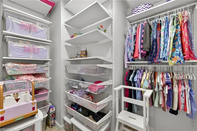 $699,000 | 2318 Tangerine Lane, Naples, FL 34120