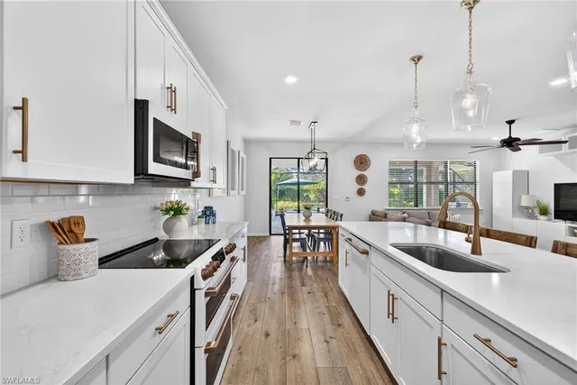 $699,000 | 2318 Tangerine Lane, Naples, FL 34120