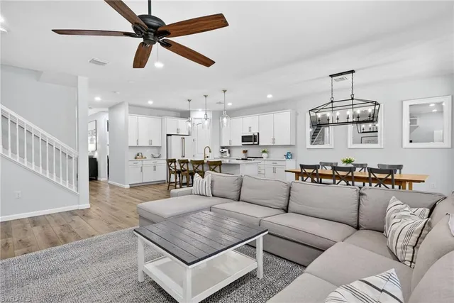 $699,000 | 2318 Tangerine Lane, Naples, FL 34120