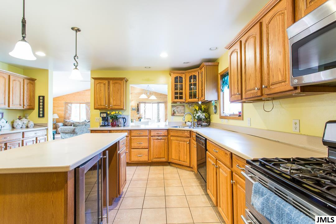 9800 Portage Lake Road Munith, MI 49259 - Photo 3 of 35 Photo 3