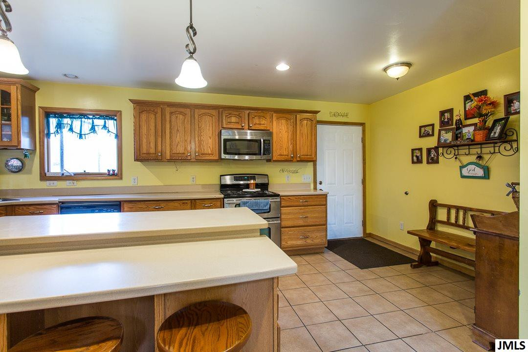 9800 Portage Lake Road Munith, MI 49259 - Photo 4 of 35 Photo 4