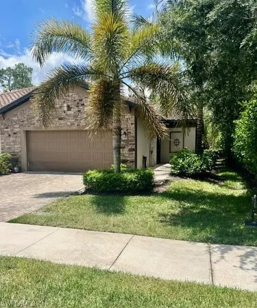 $2,700 | 9052 Glenforest Drive, Naples, FL 34120