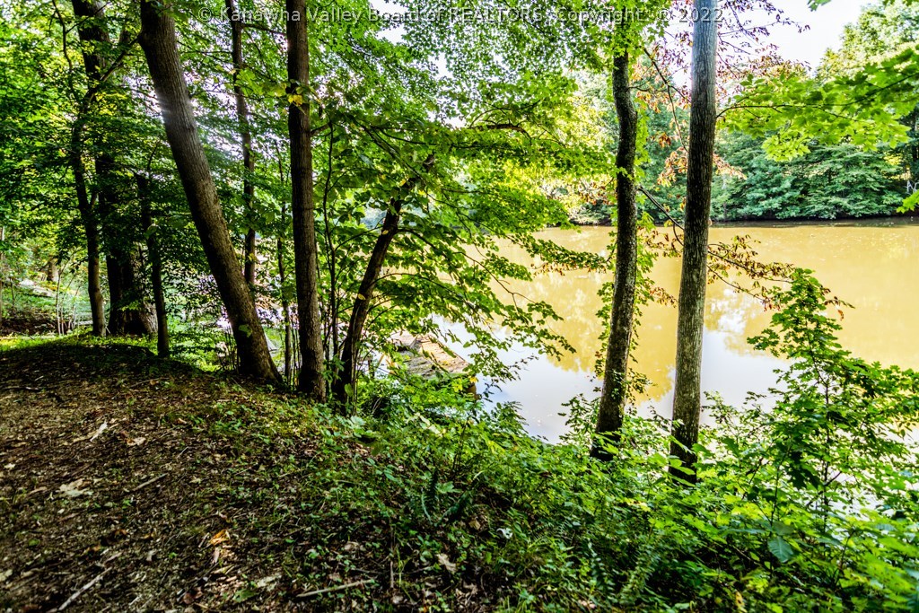 634 Backwaters Drive Letart, WV 25253 - Photo 8 of 30 Gallery Image 8