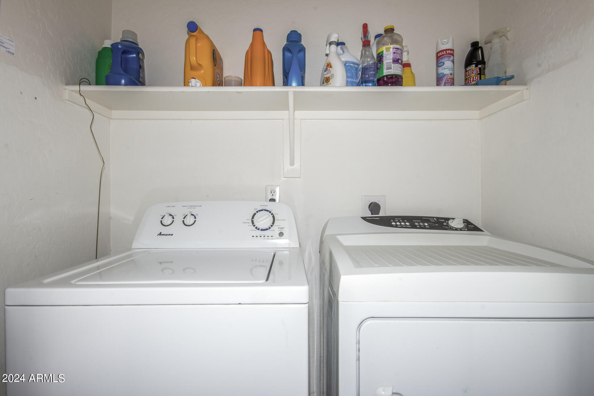 11199 West Berkeley Road Avondale, AZ 85392 - Photo 22 of 28 Laundry in hallway