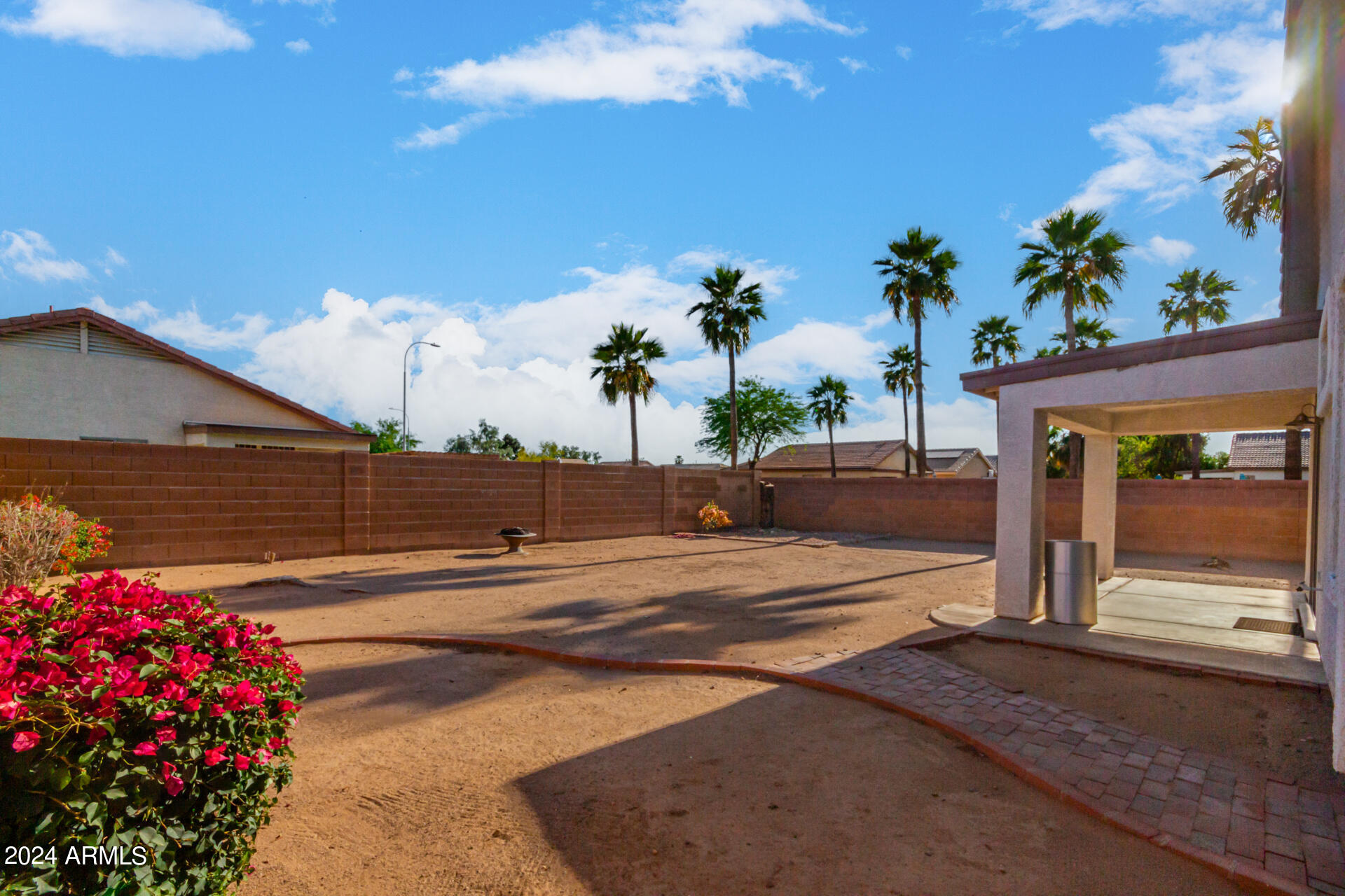 11199 West Berkeley Road Avondale, AZ 85392 - Photo 24 of 28 Gravel backyard