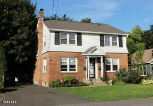 $465,000 | 4 Katherine Road, Colonie, NY 12205