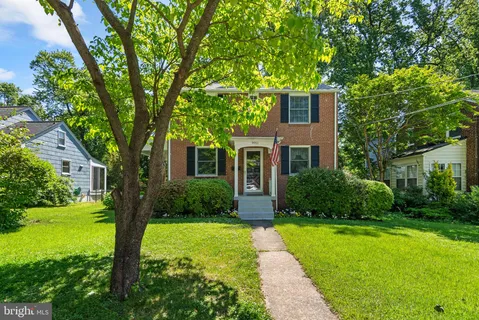 $700,000 | 9911 Renfrew Road, Silver Spring, MD 20901