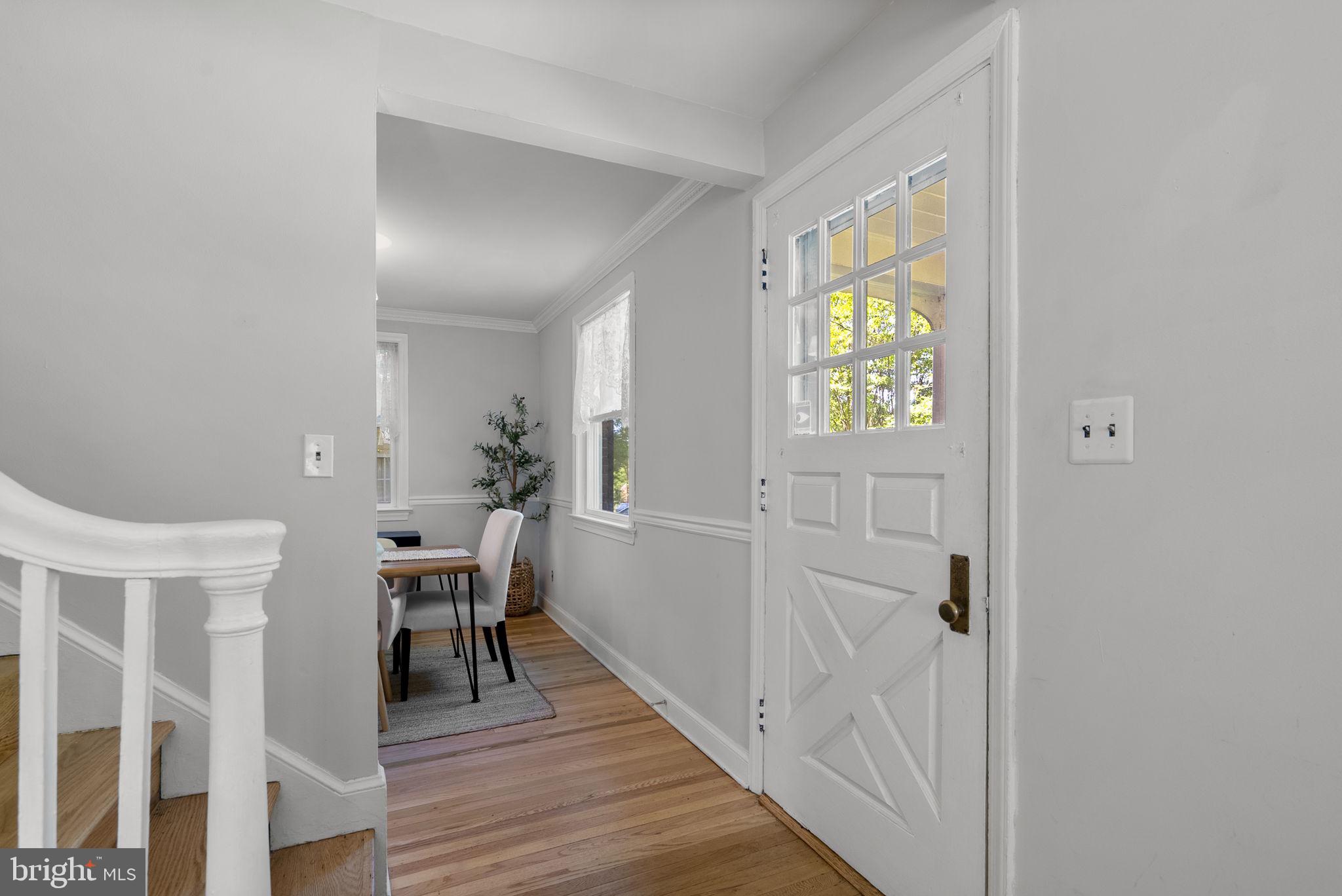 9911 Renfrew Road Silver Spring, MD 20901 - Photo 21 of 49 Inviting entryway with natural light.