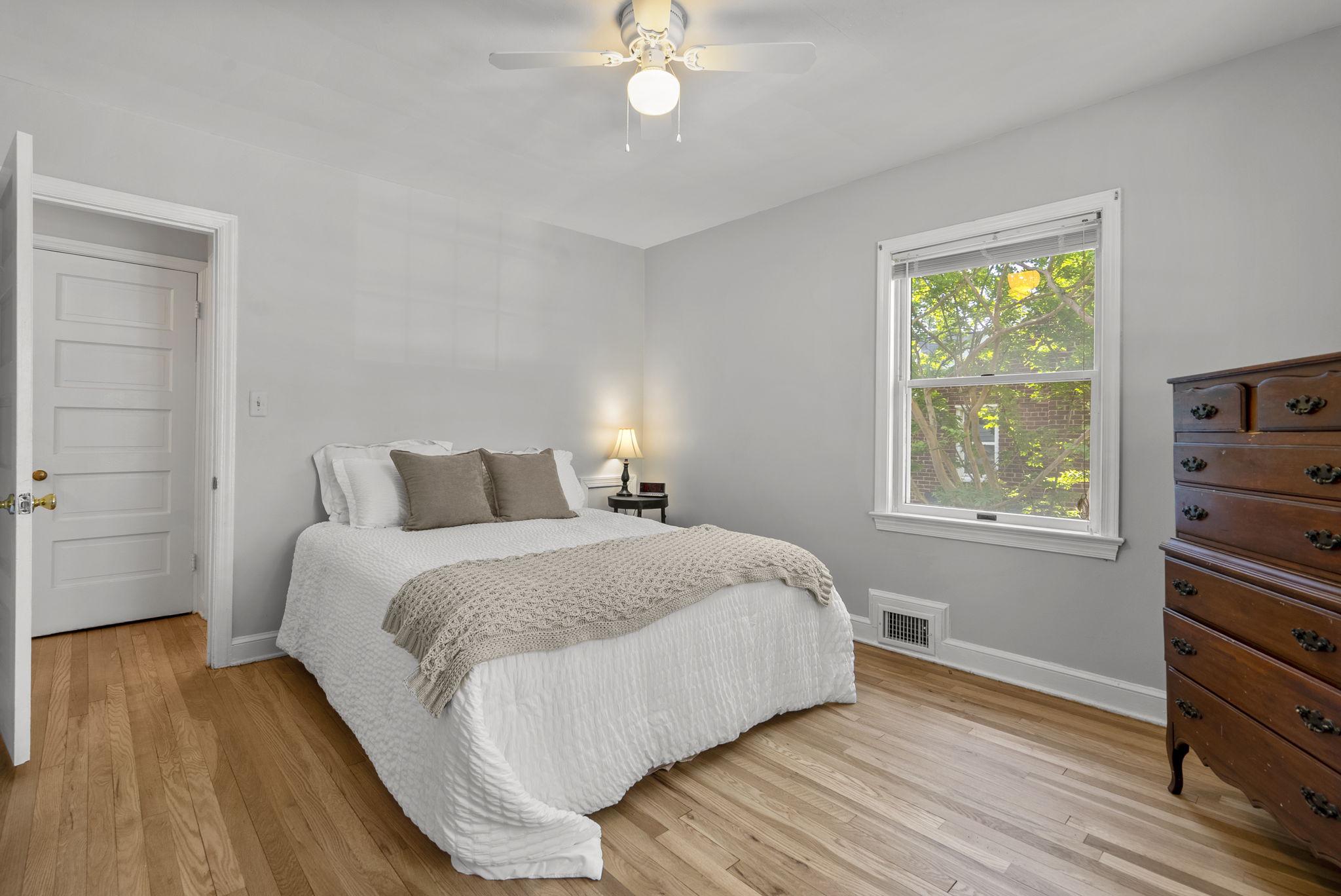 9911 Renfrew Road Silver Spring, MD 20901 - Photo 29 of 49 Bedroom #2