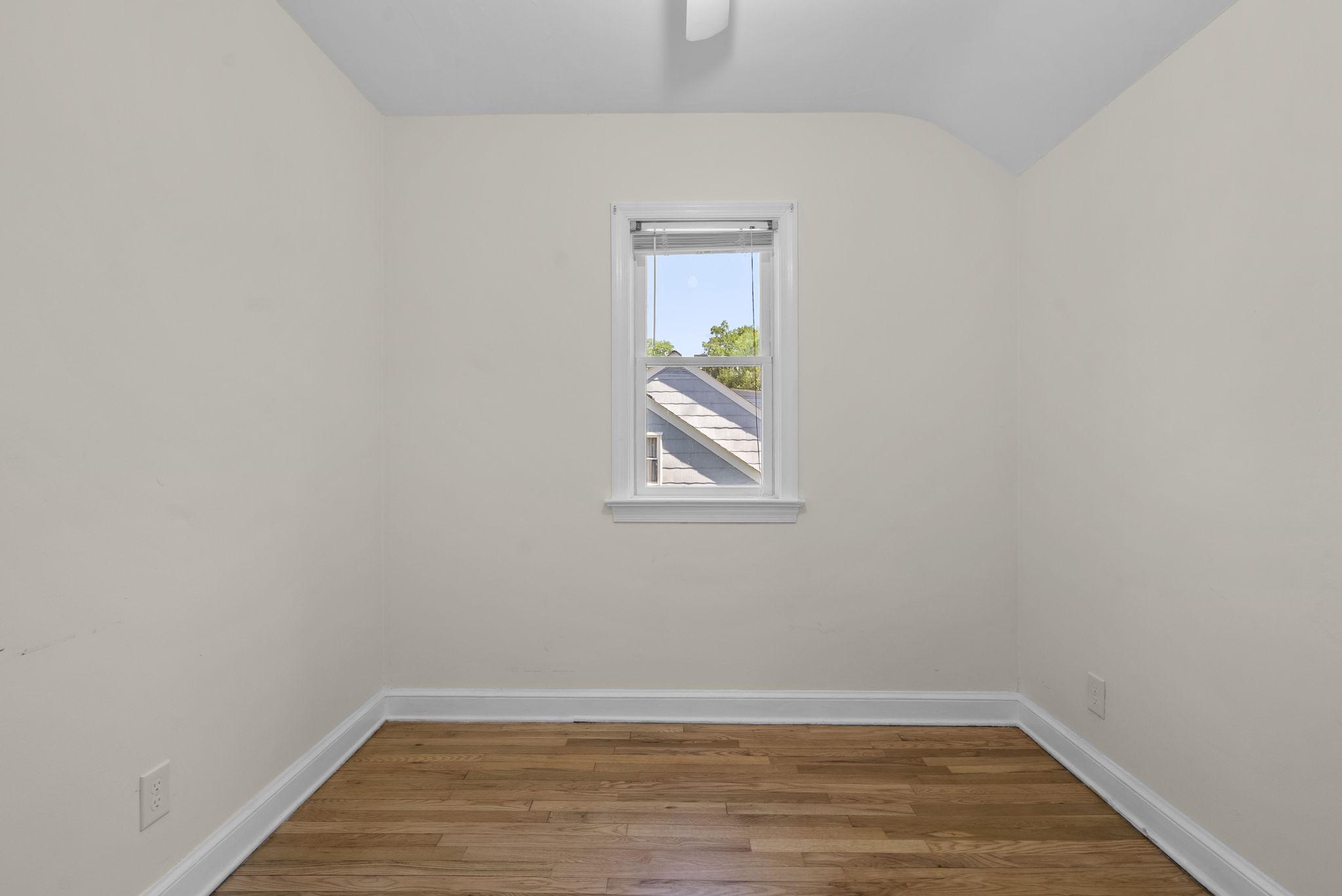 9911 Renfrew Road Silver Spring, MD 20901 - Photo 33 of 49 Bedroom #4 with wood floors