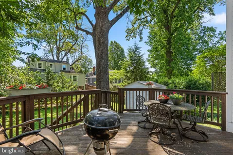 $700,000 | 9911 Renfrew Road, Silver Spring, MD 20901