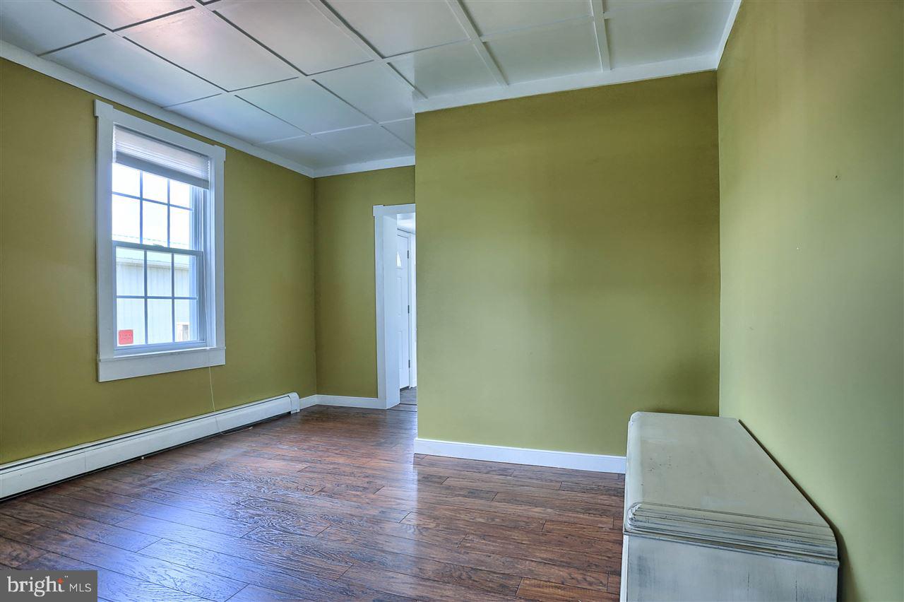 105 Copenhaffer Road York, PA 17404 - Photo 11 of 32 Gallery Image 11