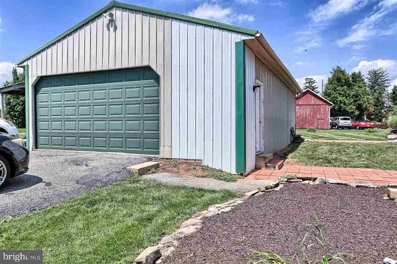 105 Copenhaffer Road York, PA 17404 - Photo 7 of 32 Gallery Image 7