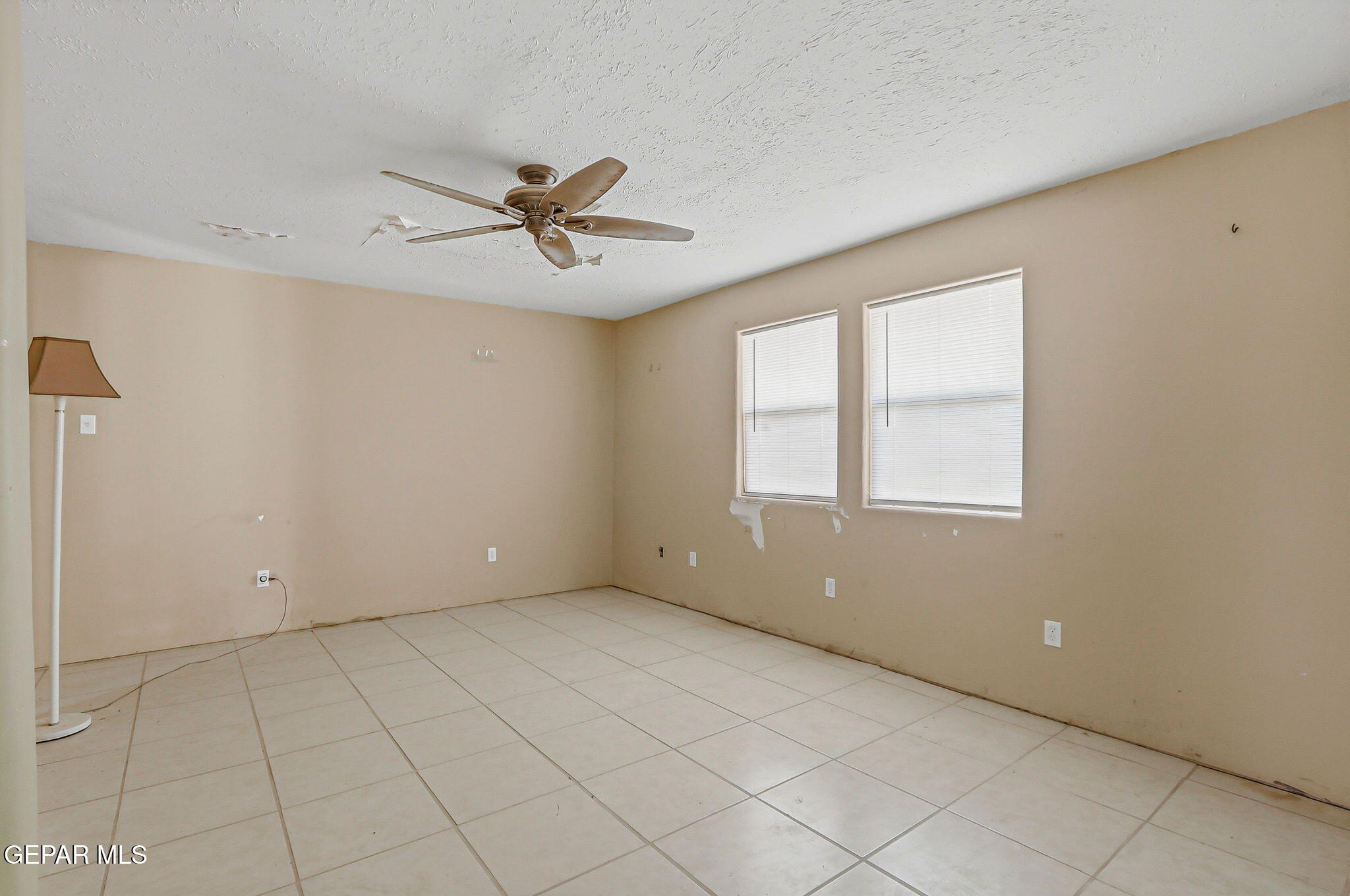 14424 Sam Hawken Road El Paso, TX 79938 - Photo 10 of 51 29-web-or-mls-IMG_1617