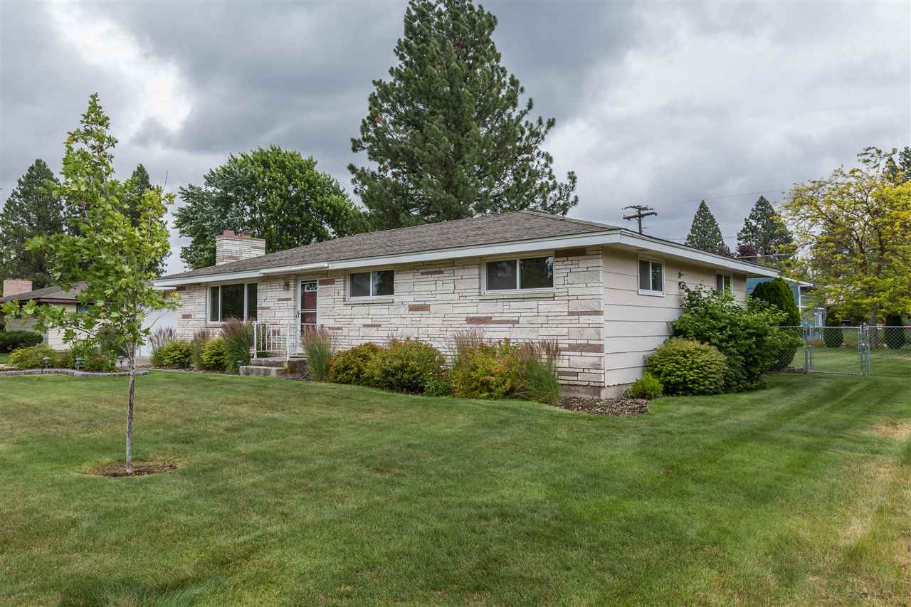 2617 South Bowdish Road Spokane Valley, WA 99206 - Photo 2 of 20 Gallery Image 2