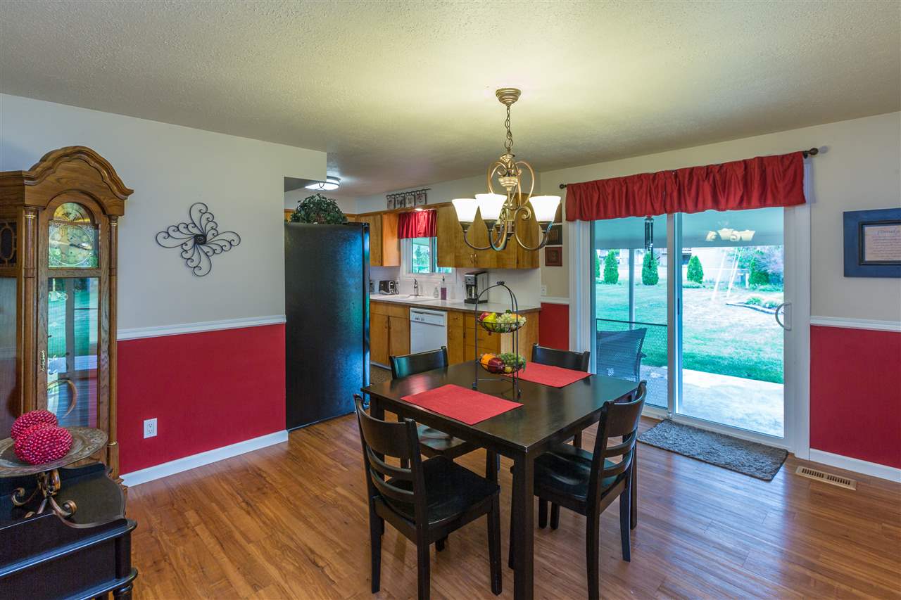 2617 South Bowdish Road Spokane Valley, WA 99206 - Photo 9 of 20 Gallery Image 9