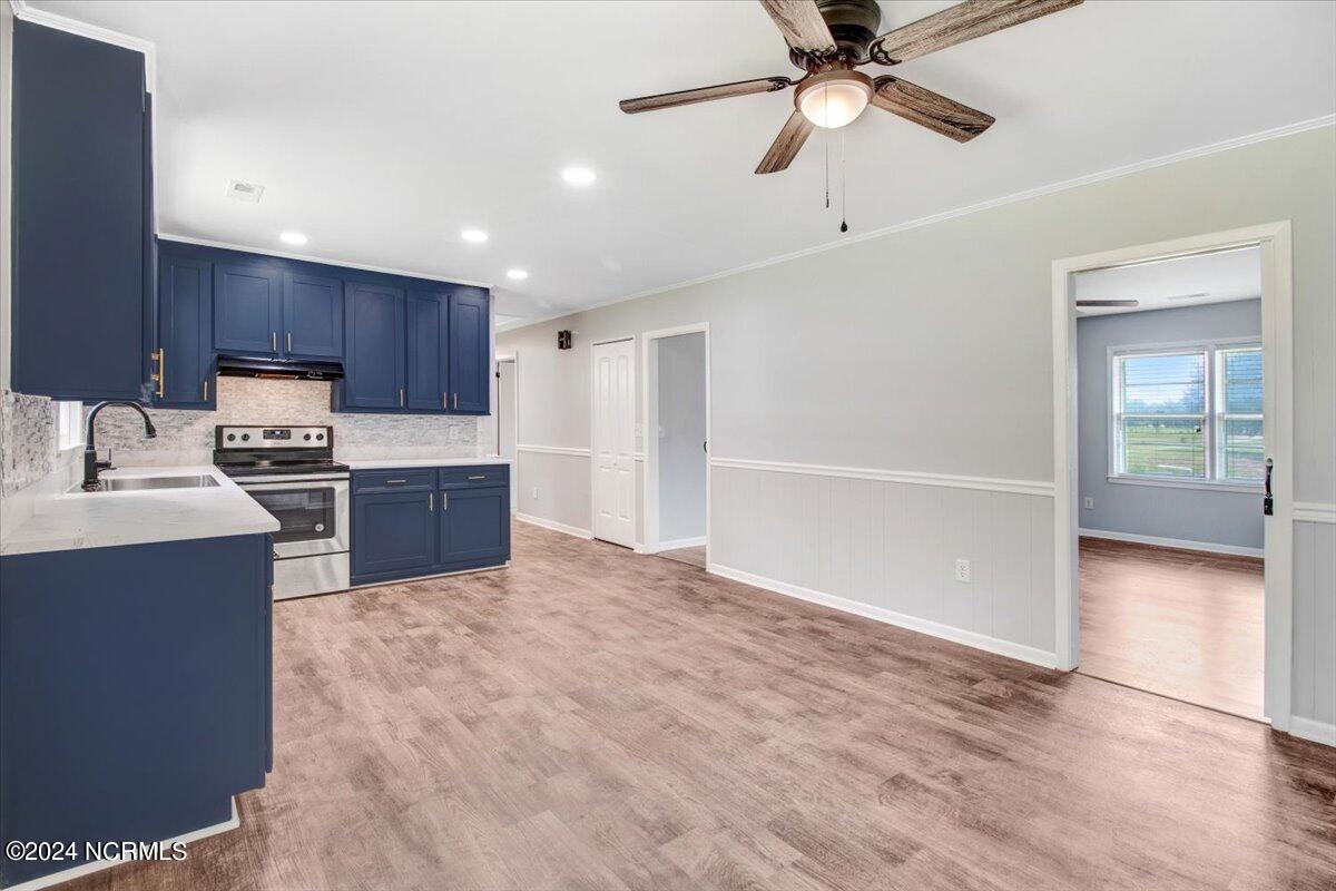 141 Parker Road Mount Olive, NC 28365 - Photo 11 of 22 27-141 Parker Rd - Interiors-6