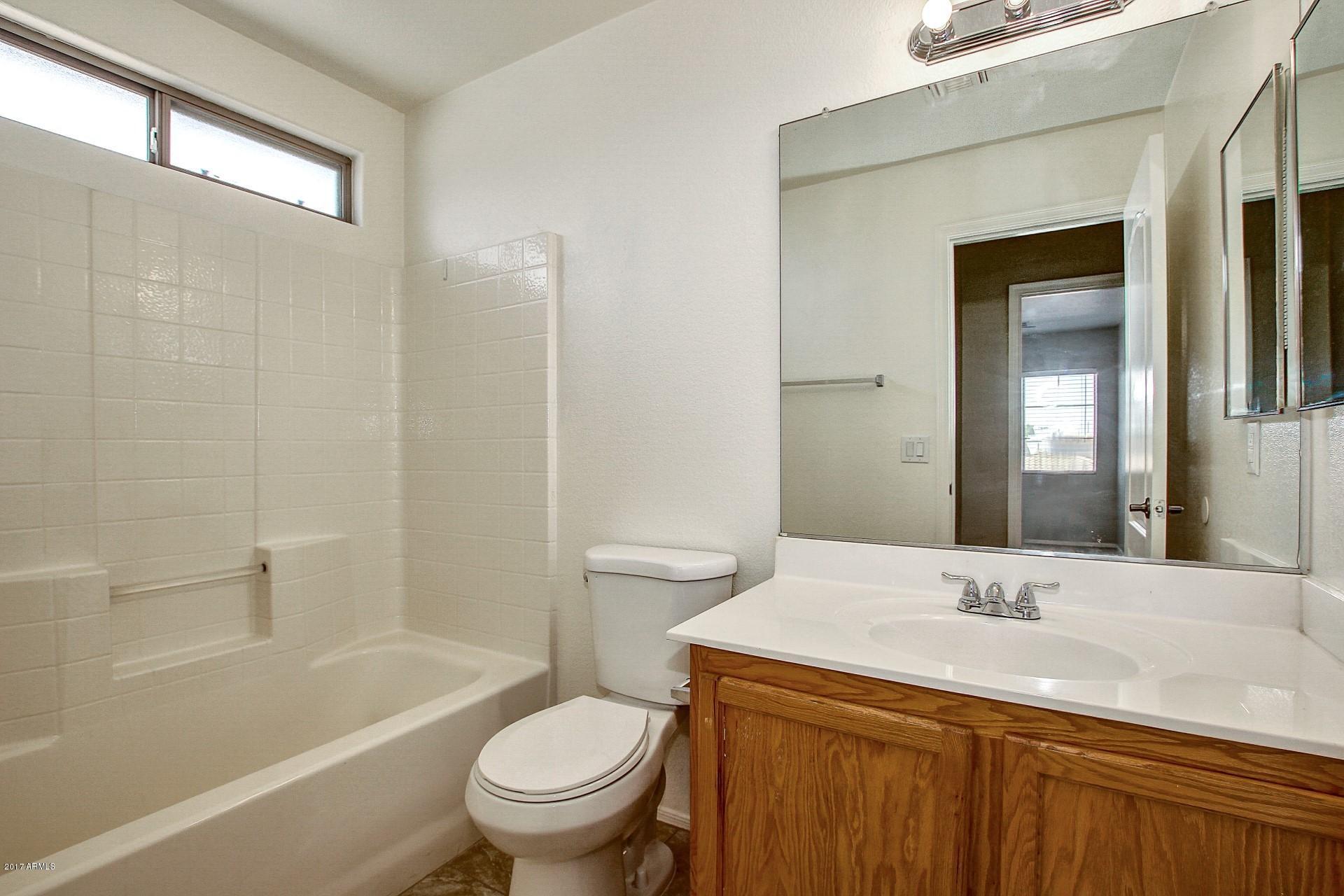6451 West Crown King Road Phoenix, AZ 85043 - Photo 25 of 34 Bathroom 2