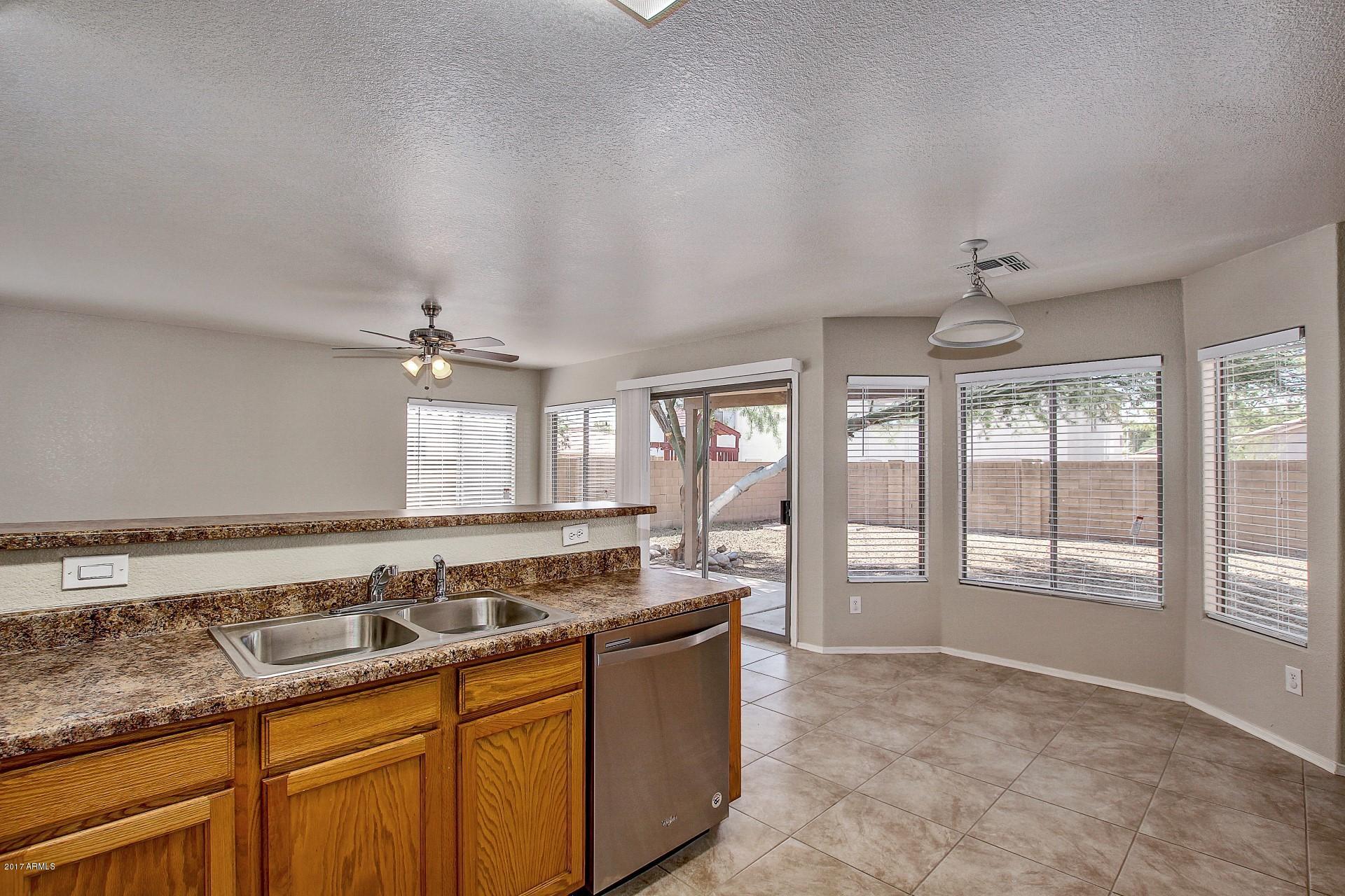 6451 West Crown King Road Phoenix, AZ 85043 - Photo 10 of 34 Kitchen view to Great Room