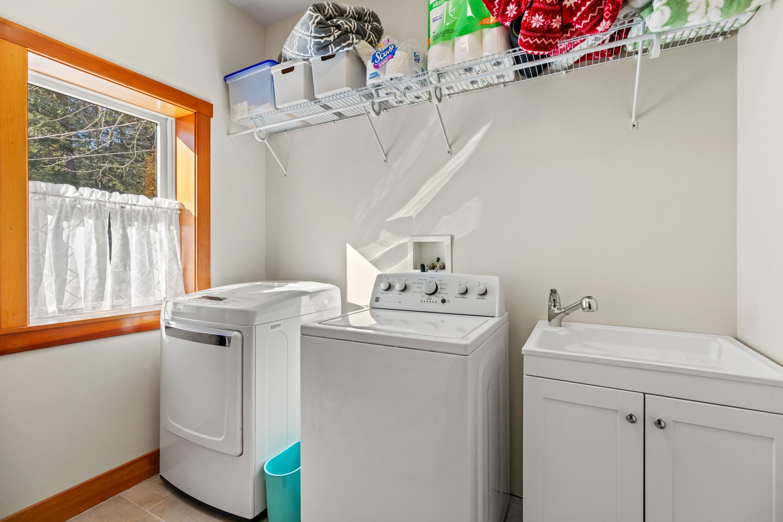 29 Rusty Road Raymond, ME 04071 - Photo 20 of 82 29 RUSTY LAUNDRY