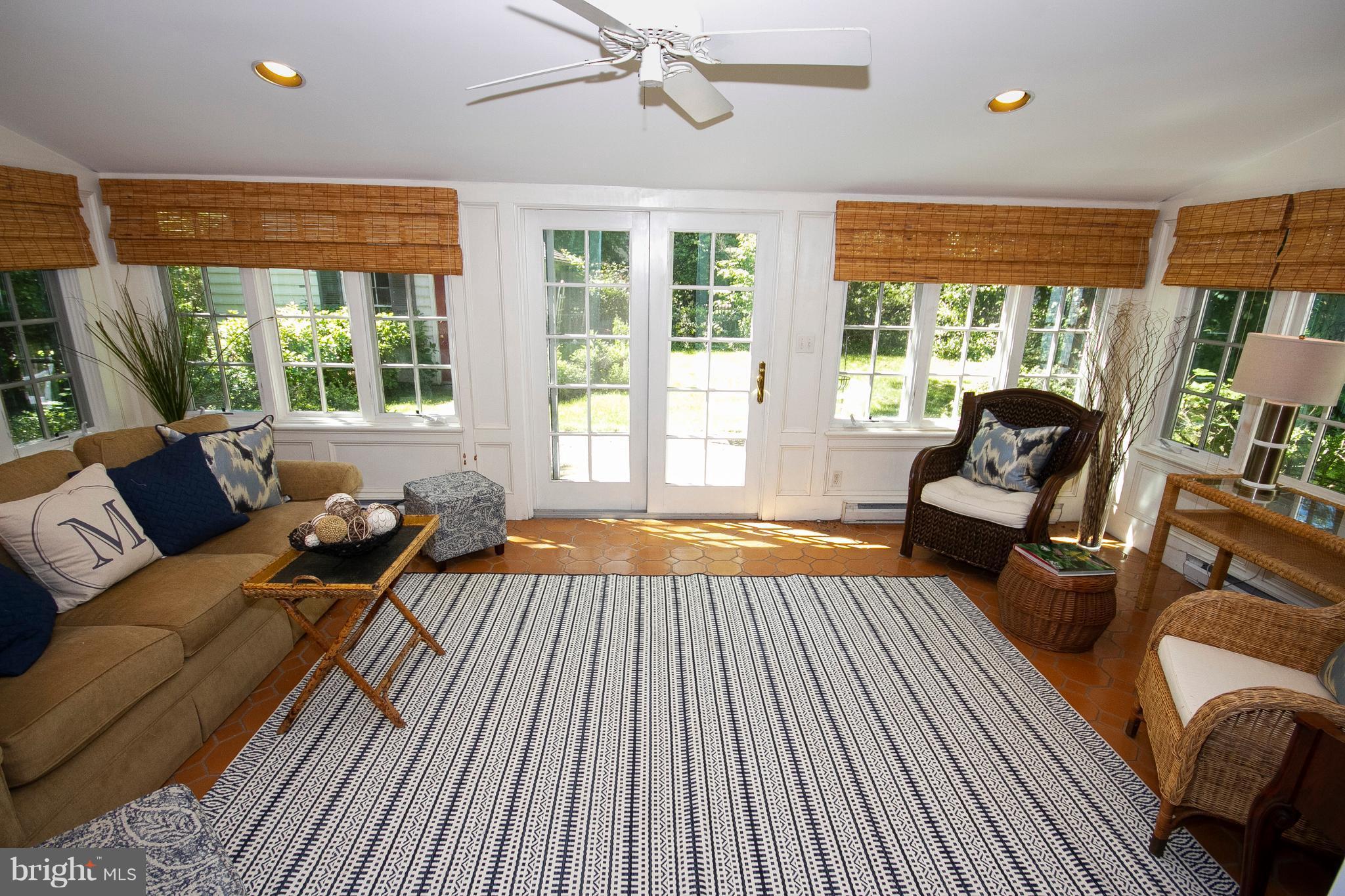 107 Taplow Road Baltimore, MD 21212 - Photo 13 of 30 Welcoming and bright 1st floor Family Room