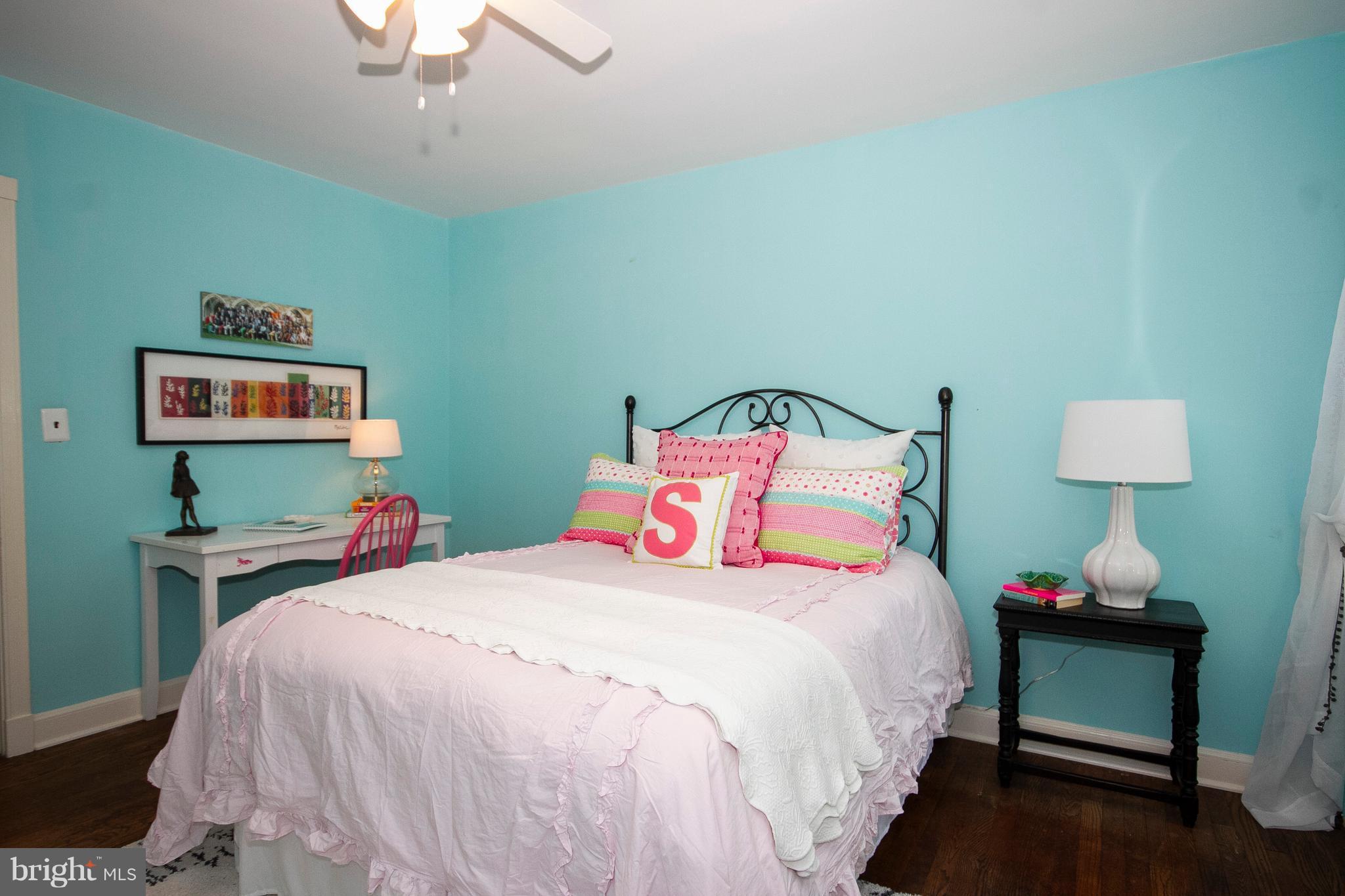 107 Taplow Road Baltimore, MD 21212 - Photo 22 of 30 Bedroom with ceiling fan.