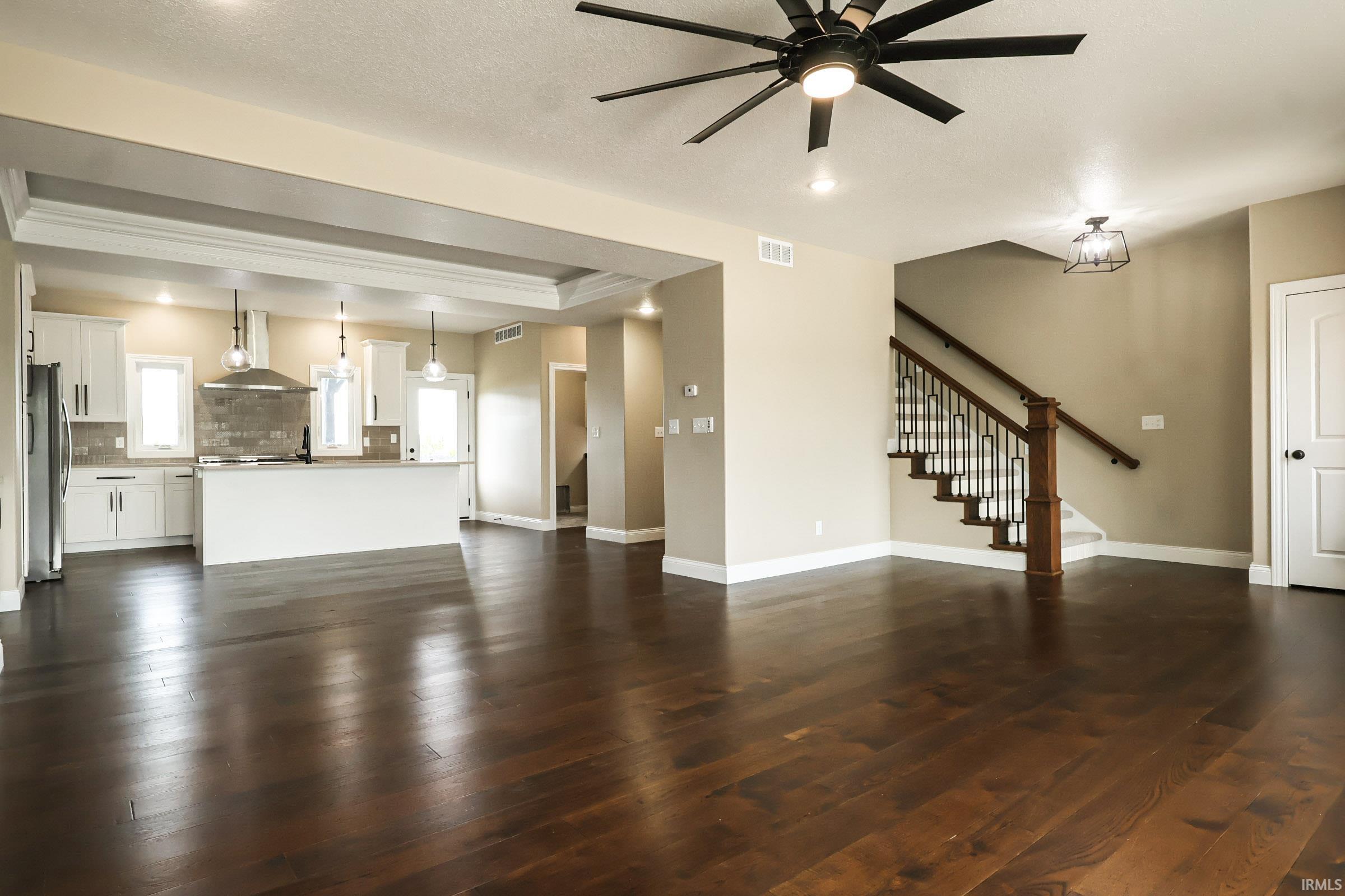 1606 North Shr Drive Rochester, IN 46975 - Photo 4 of 27