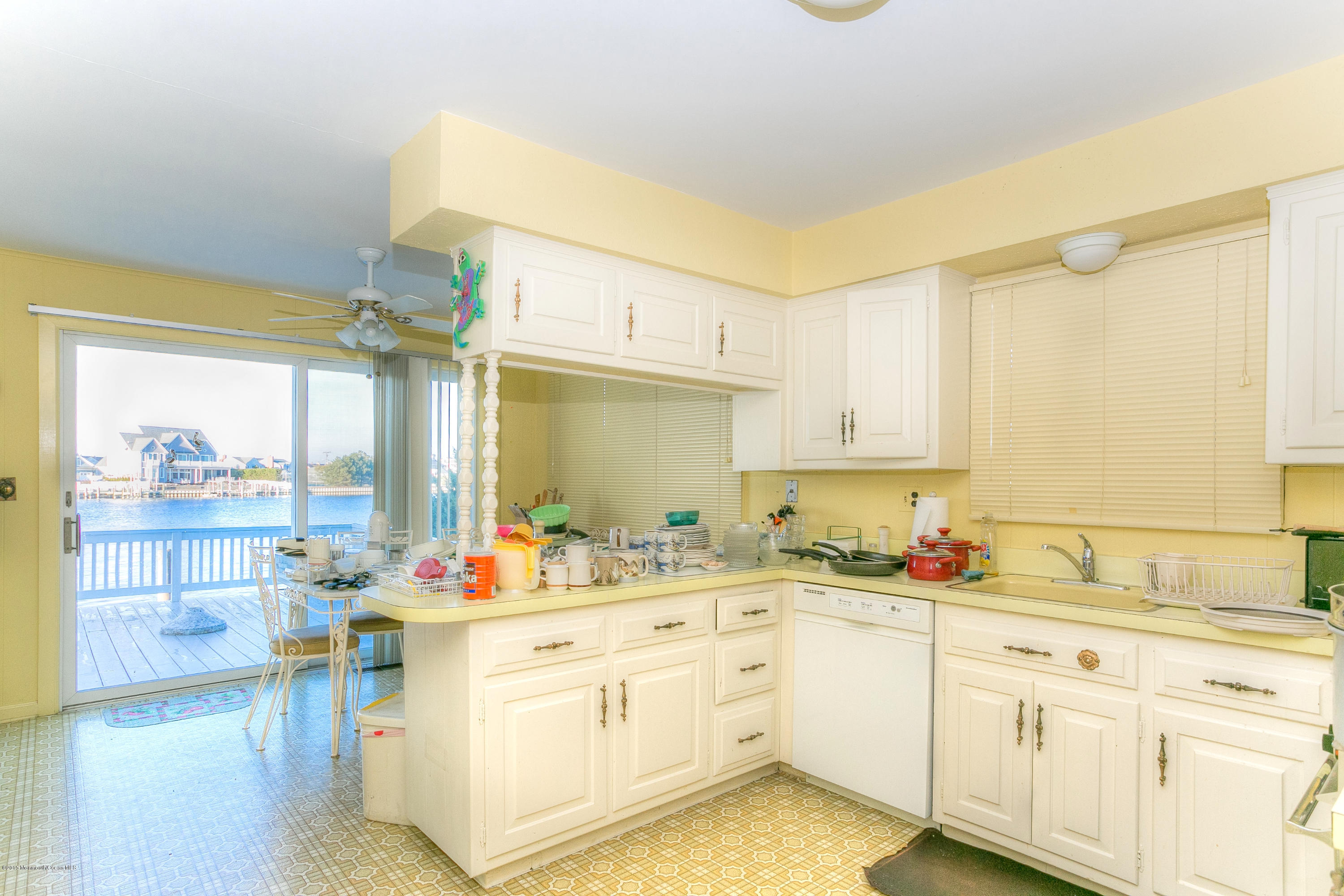 191 Helm Road Mantoloking, NJ 08738 - Photo 12 of 19 Kitchen View