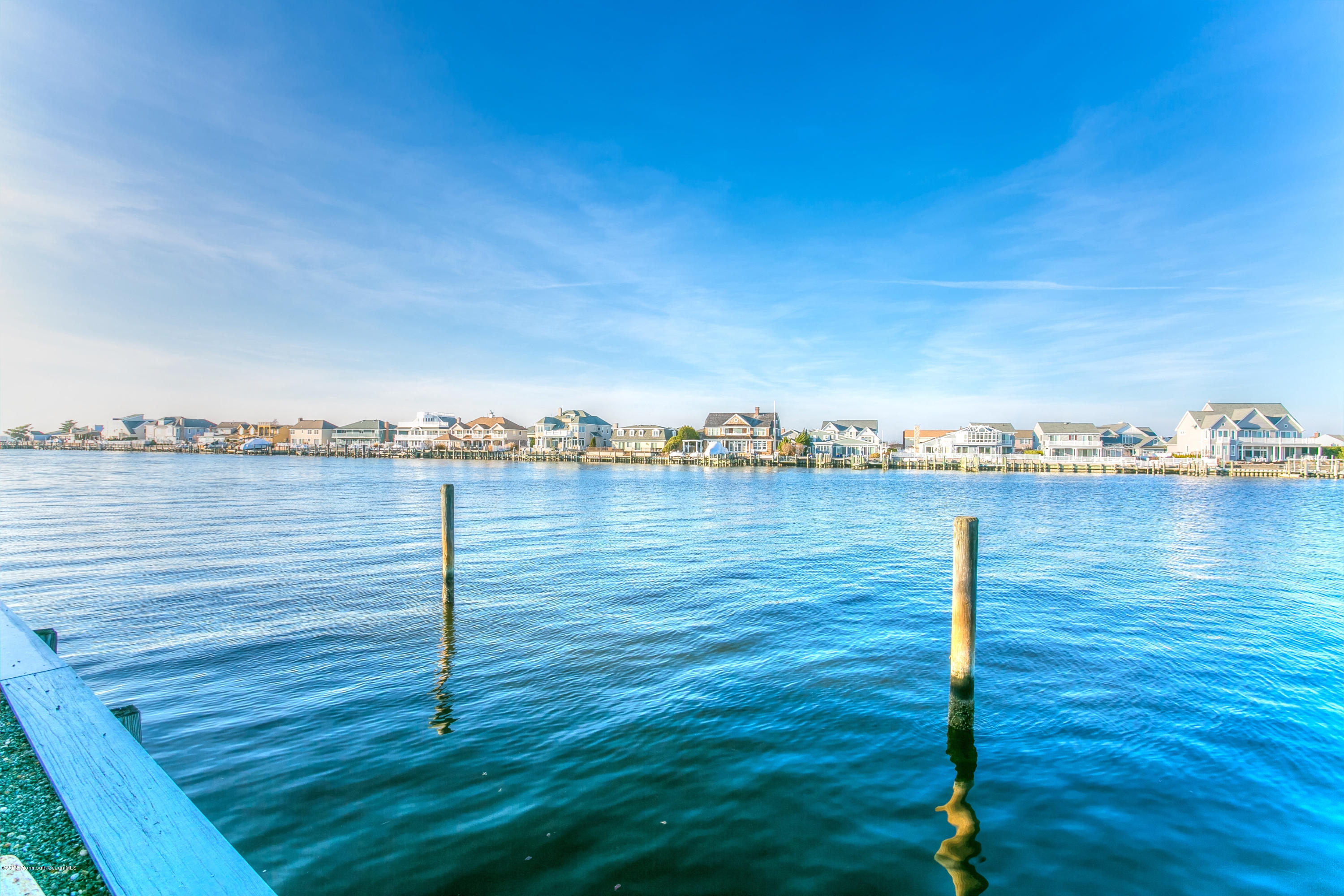 191 Helm Road Mantoloking, NJ 08738 - Photo 4 of 19 Left View