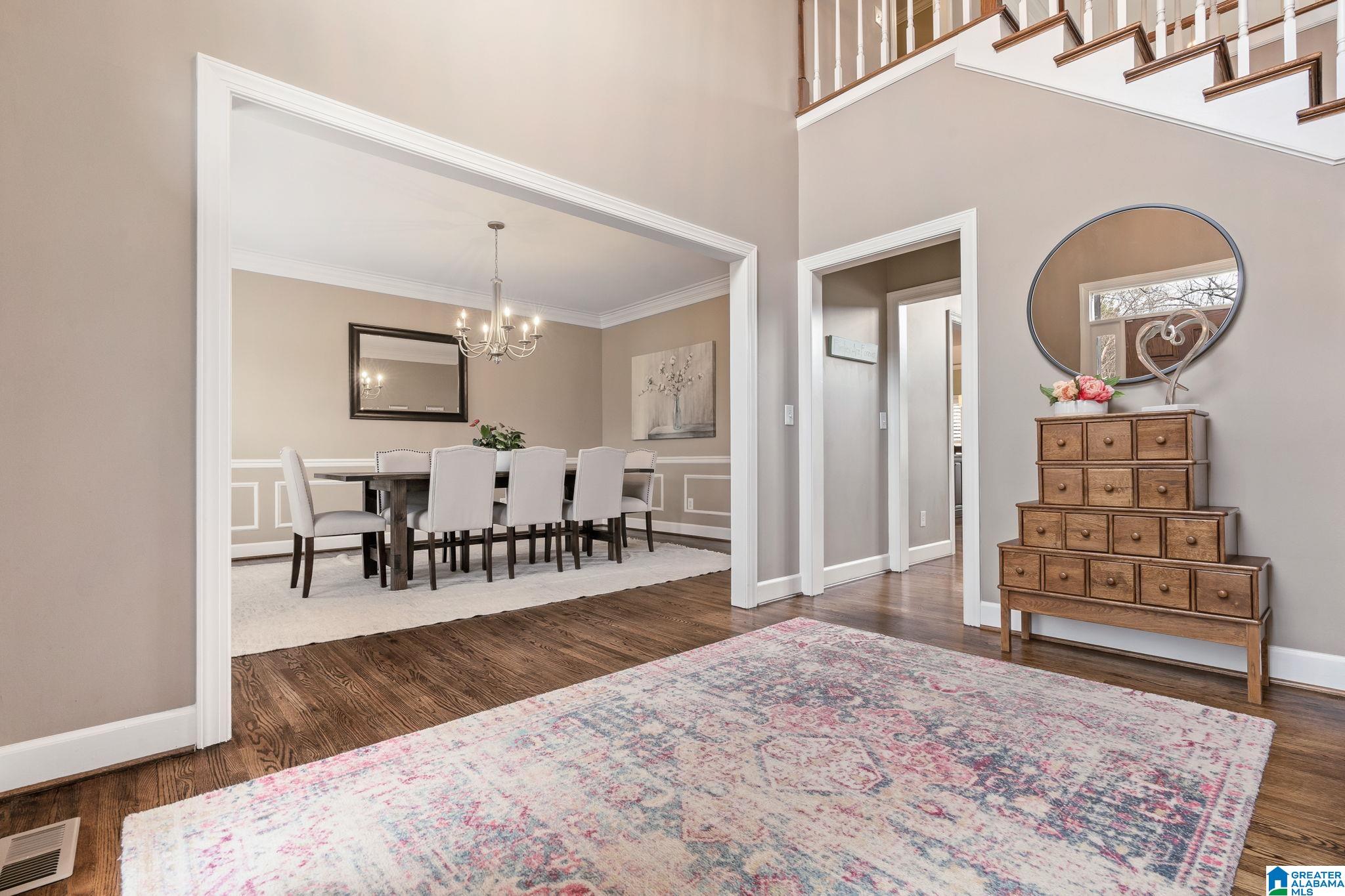 2701 Ridge Crest Circle Birmingham, AL 35243 - Photo 3 of 64