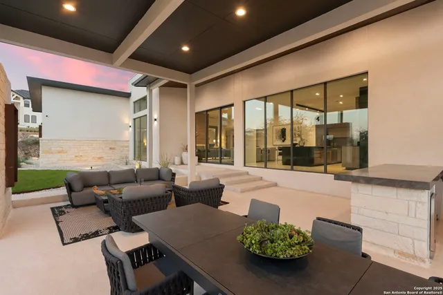 $2,295,000 | 24108 Tres Arroyos, San Antonio, TX 78255