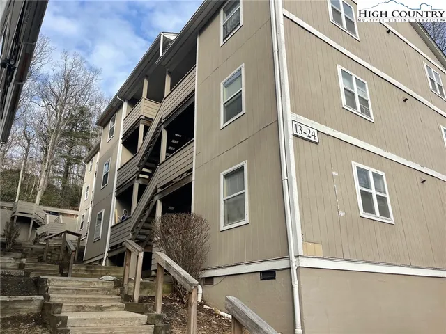 $315,000 | 229 East King Street, Unit 24, Boone, NC 28607