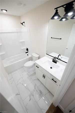 $599,000 | 482 Carson Road, Pilot Mountain, NC 27041