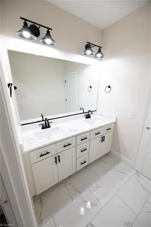 $599,000 | 482 Carson Road, Pilot Mountain, NC 27041